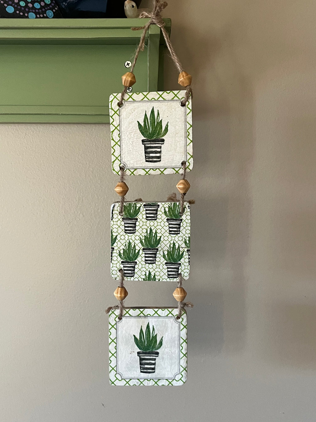 Tri-Succulent Wall Hanging: Design 2
