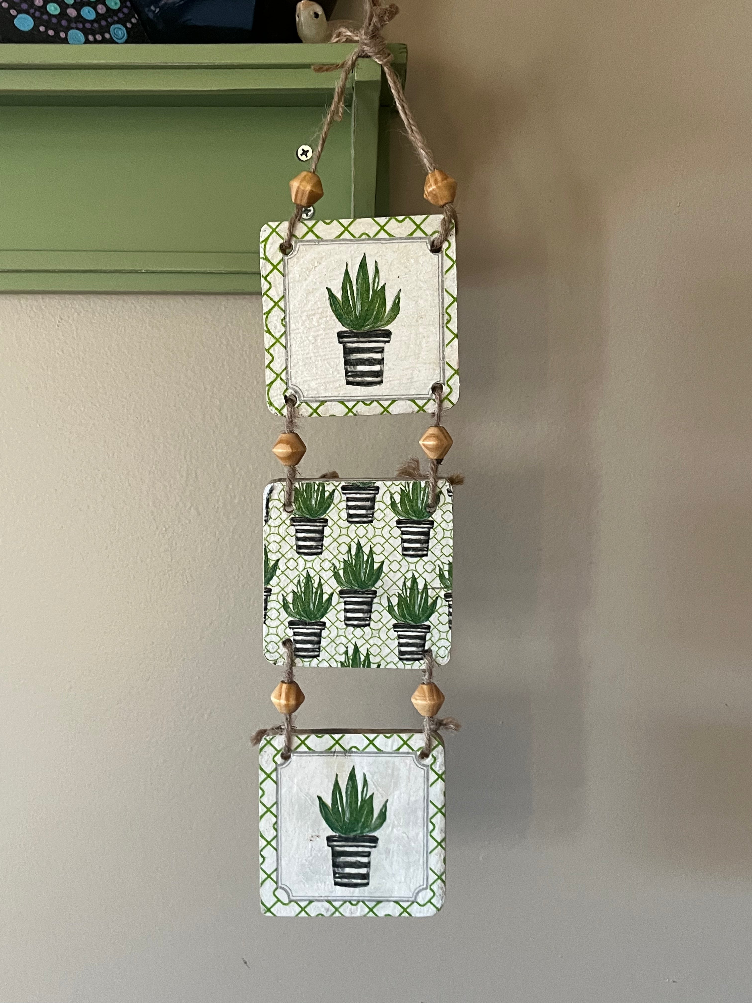 Tri-Succulent Wall Hanging: Design 2
