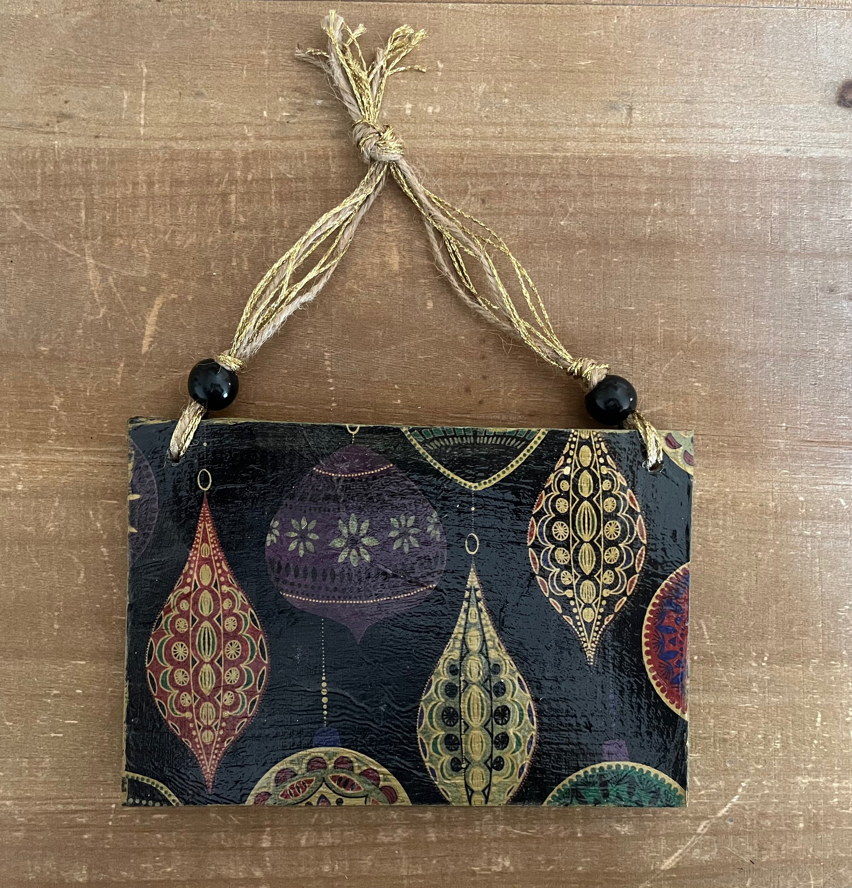 Vintage Christmas Ornament Wall Hanging - Version 1