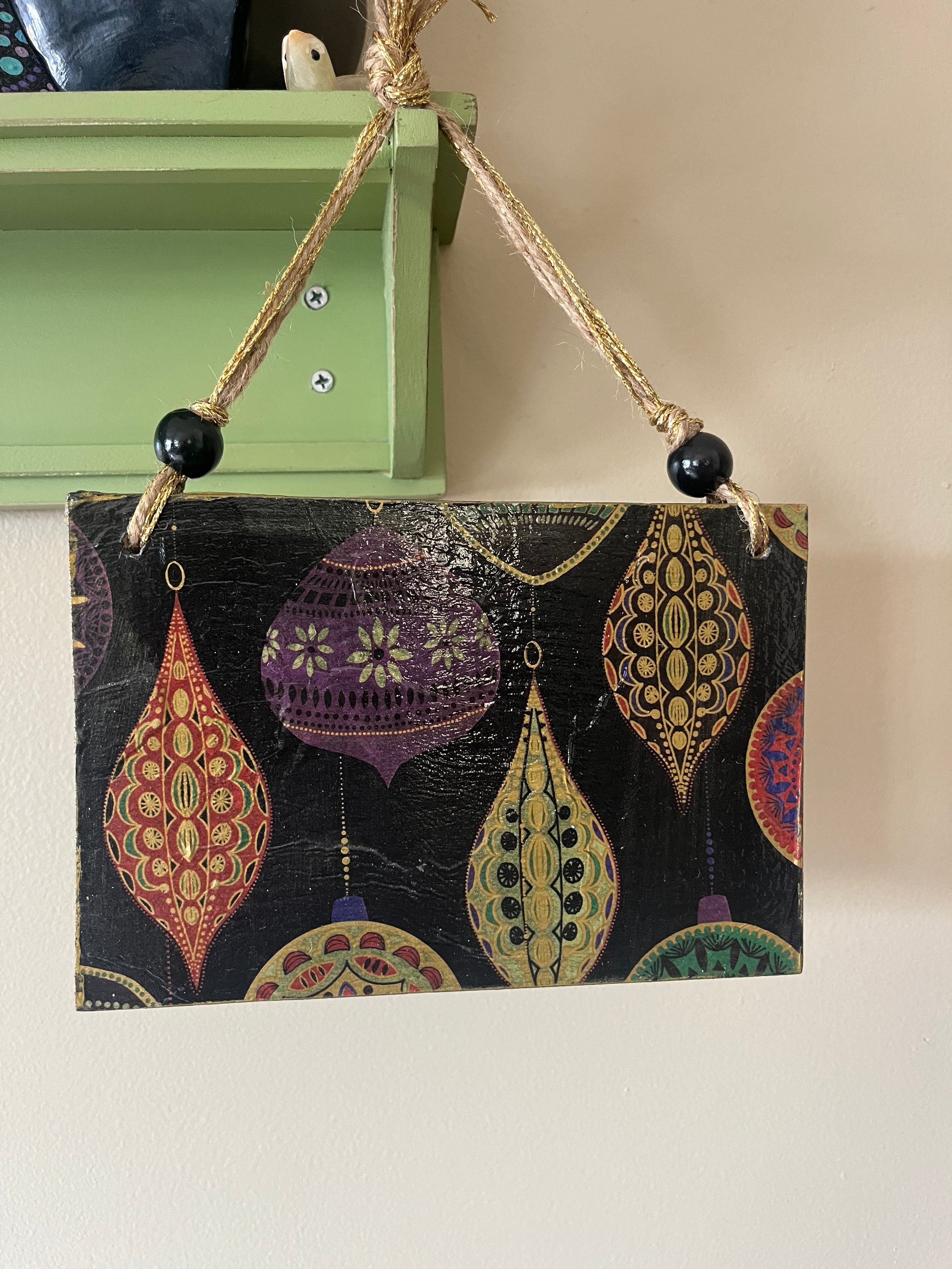 Vintage Christmas Ornament Wall Hanging - Version 1