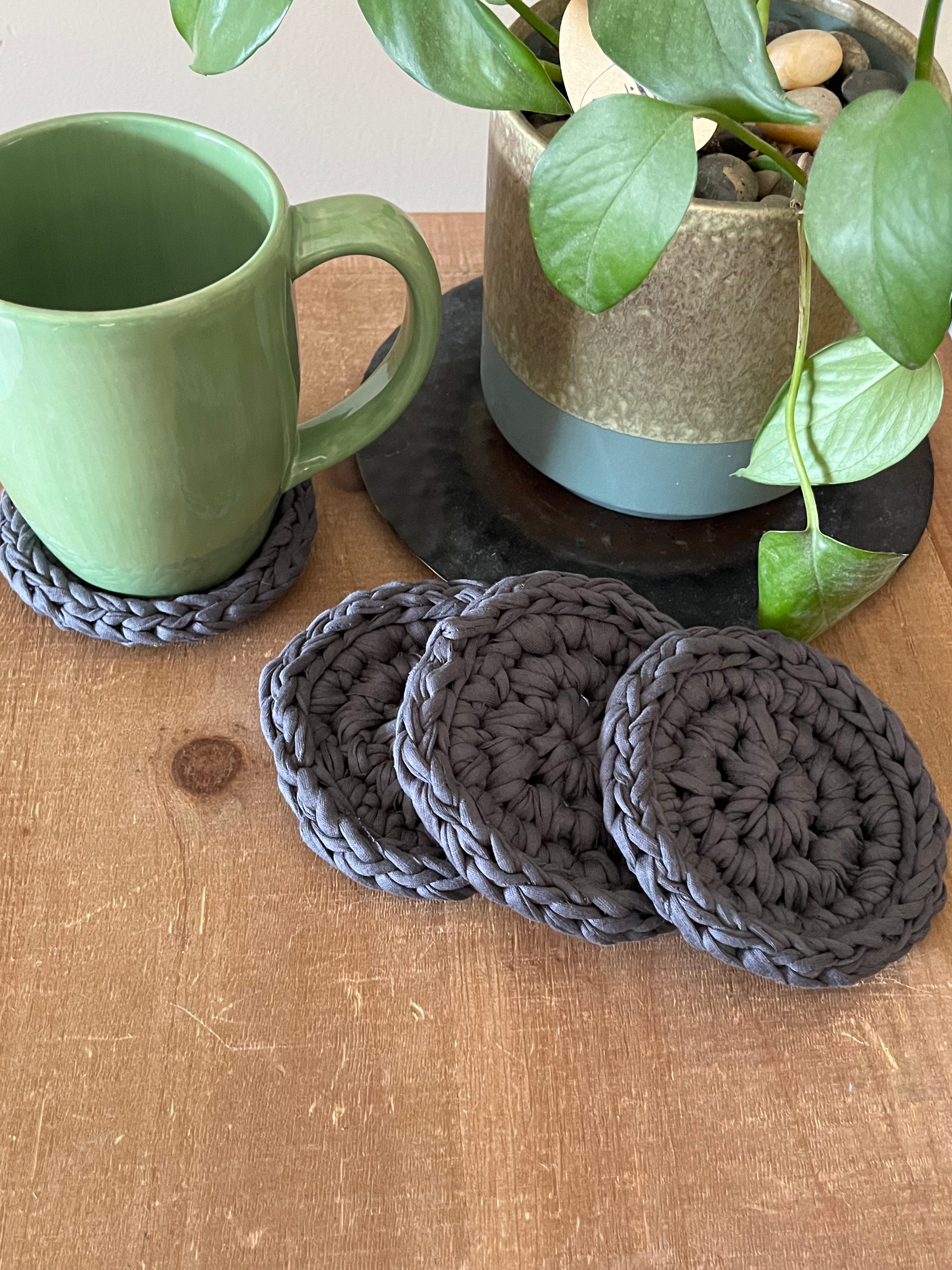 Dior Gray Crocheted Coaster Set