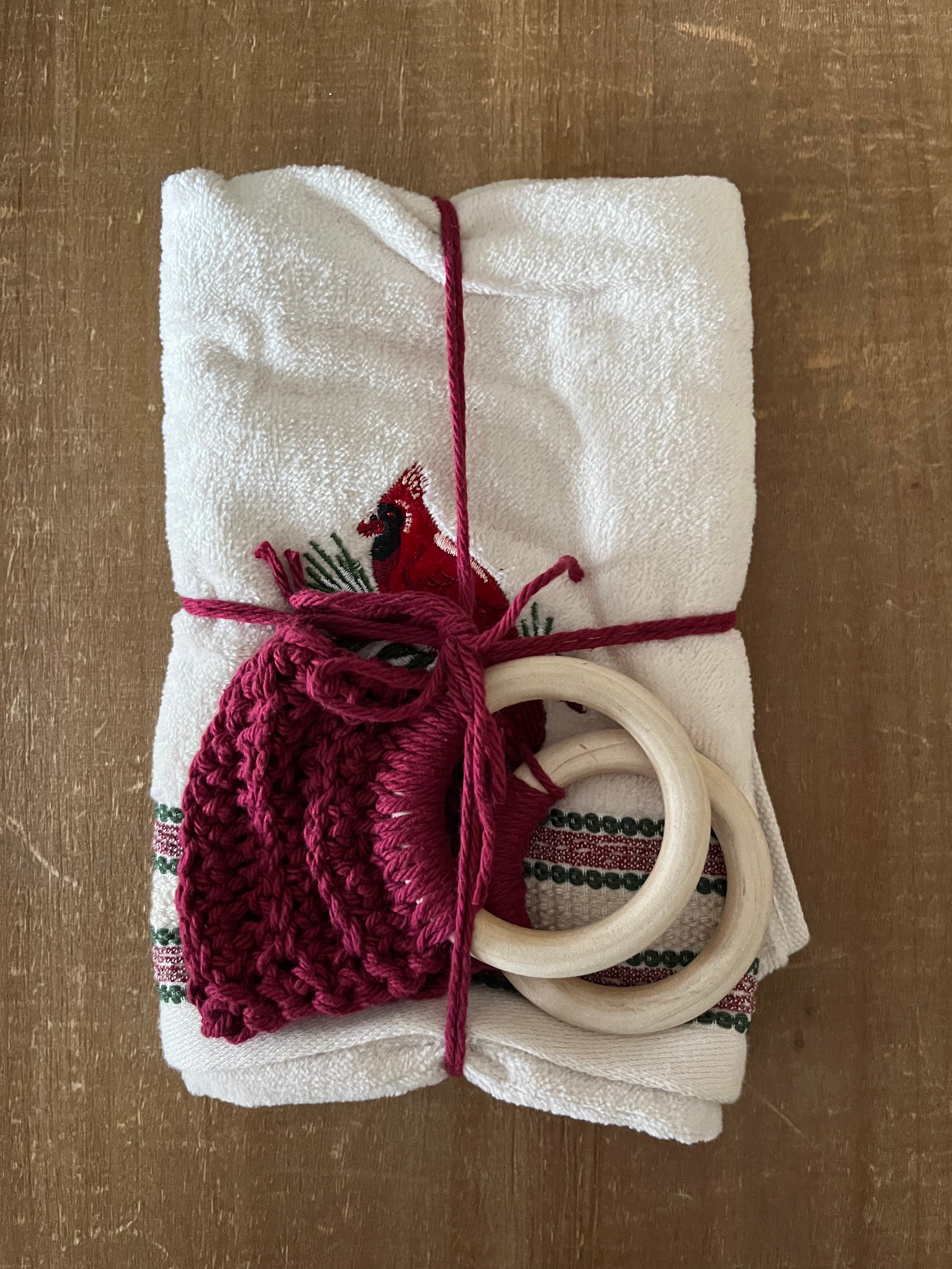 Crocheted Wooden Towel Holder and Cardinal Towel Set