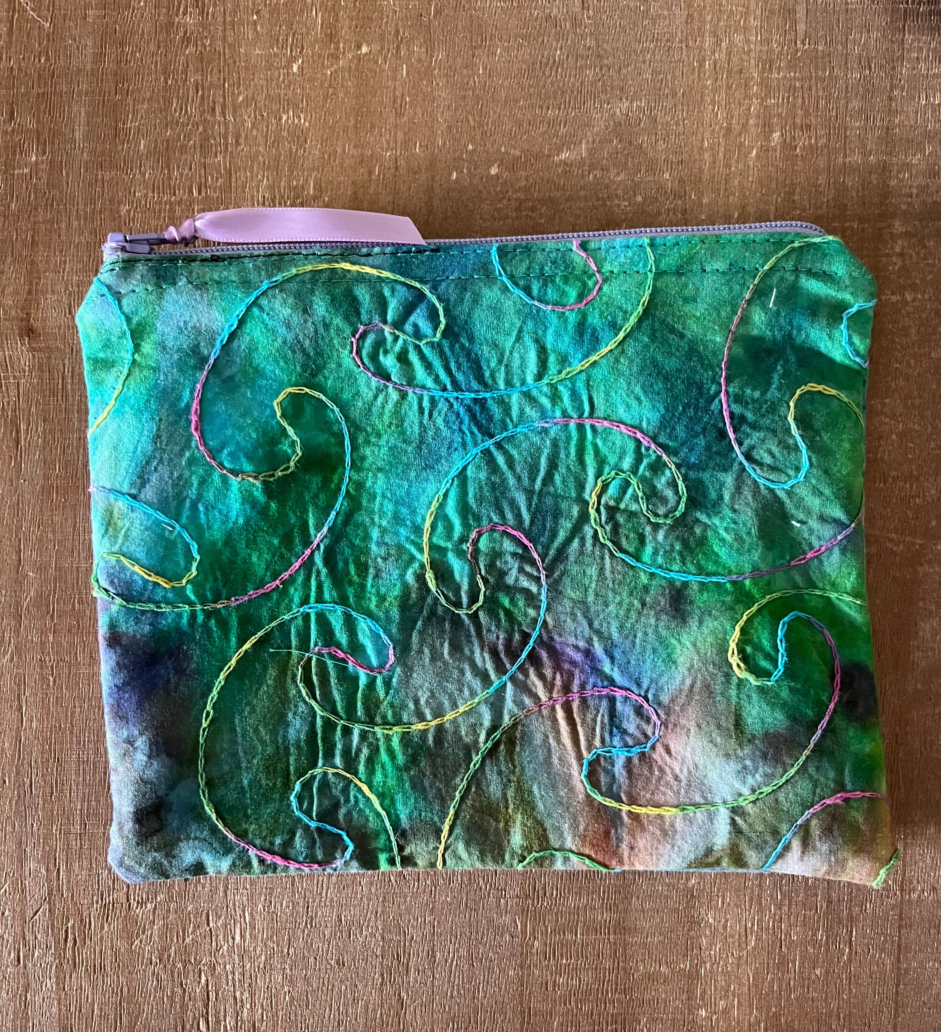 Tara: Cosmetic Bag