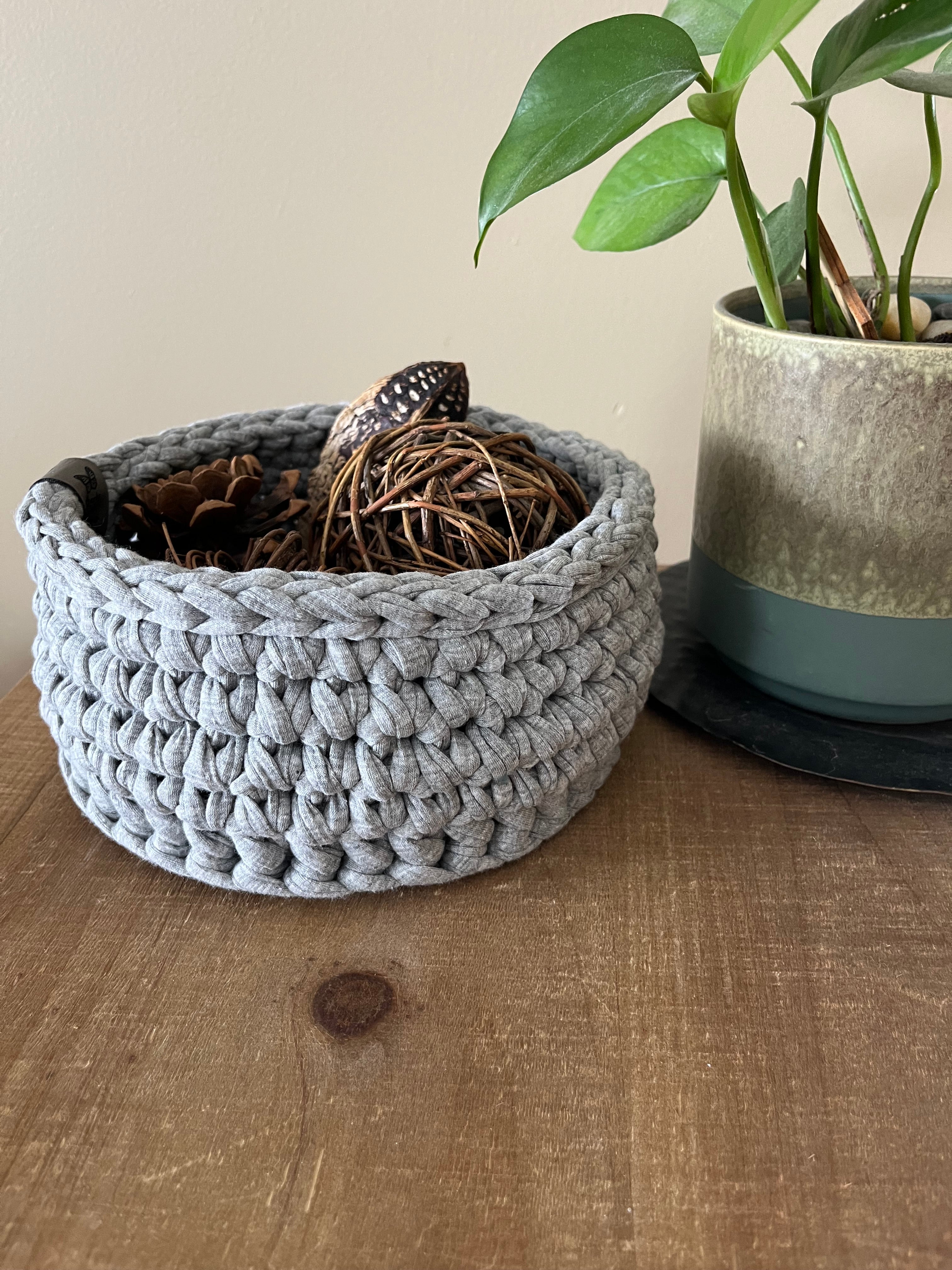 Manhattan: Crocheted Storage Basket