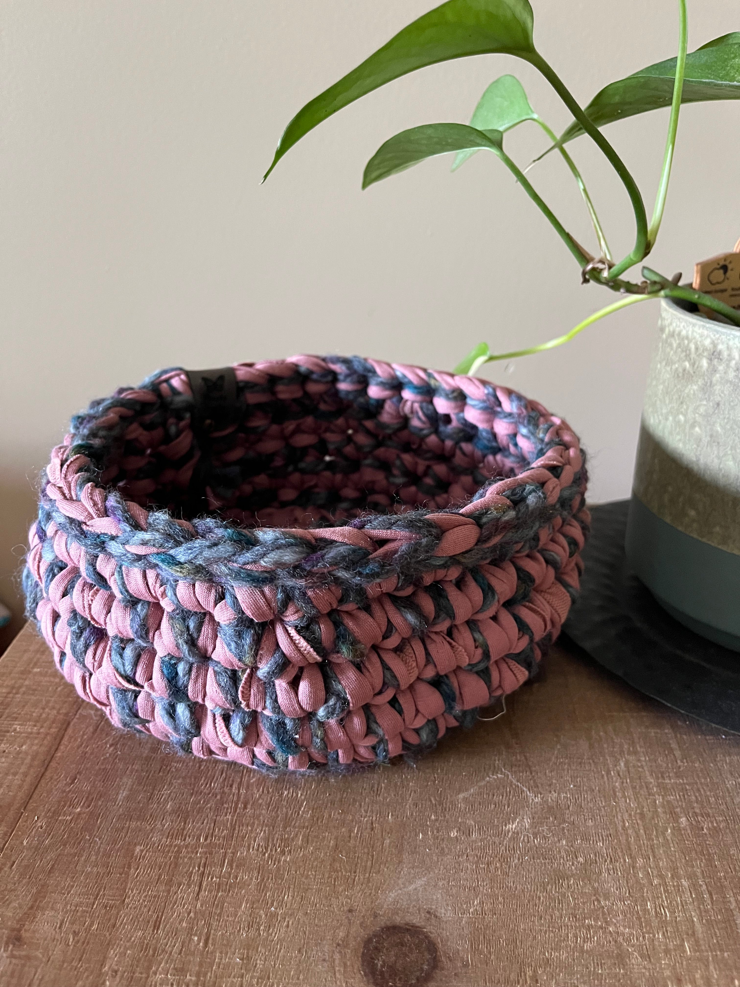 València: Crocheted Storage Basket