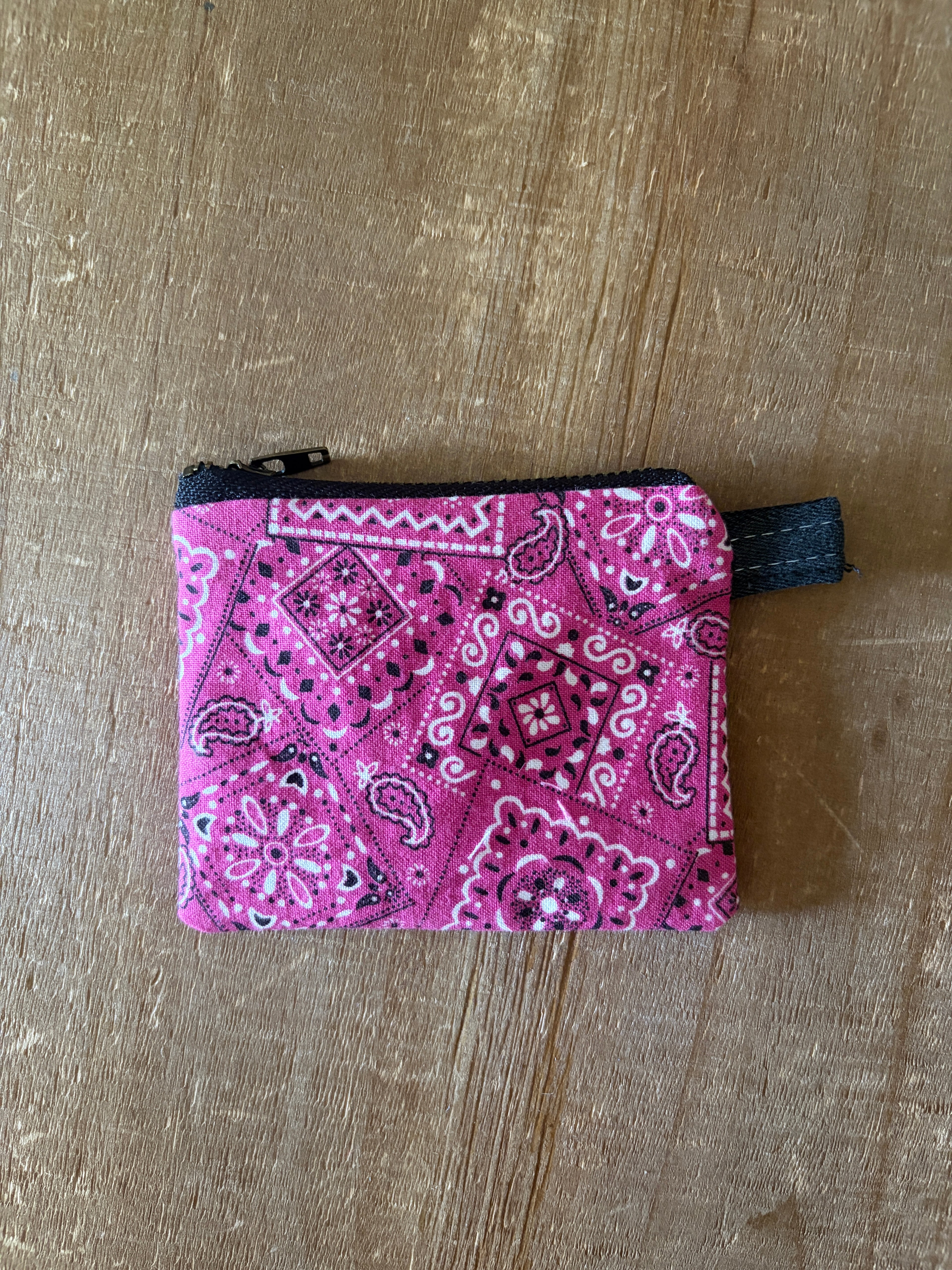 Emma: Small Zipper Pouch
