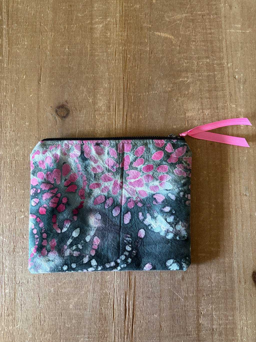 Addy: Cosmetic Bag