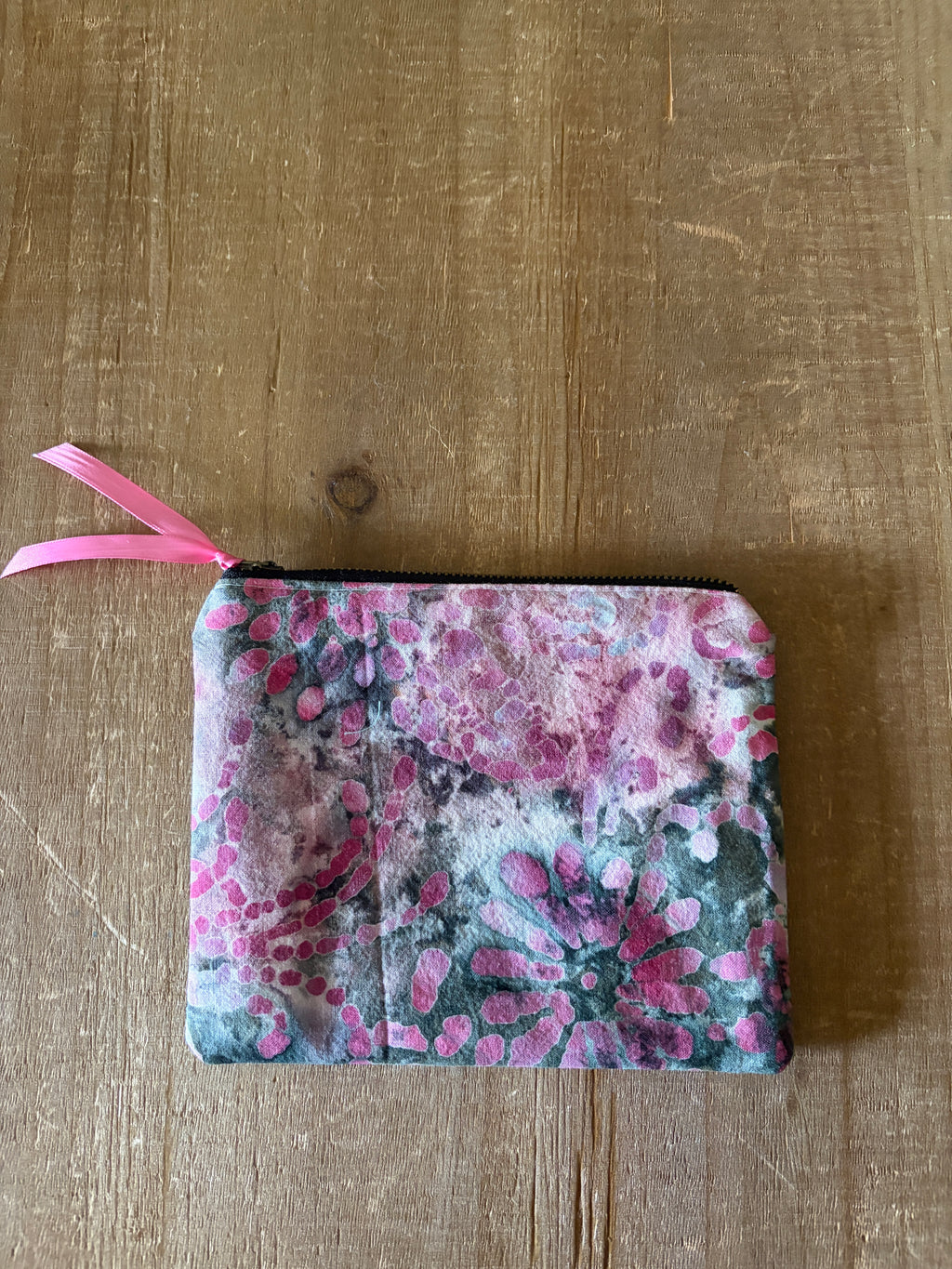 Addy: Cosmetic Bag