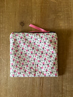 Kaley: Cosmetic Bag