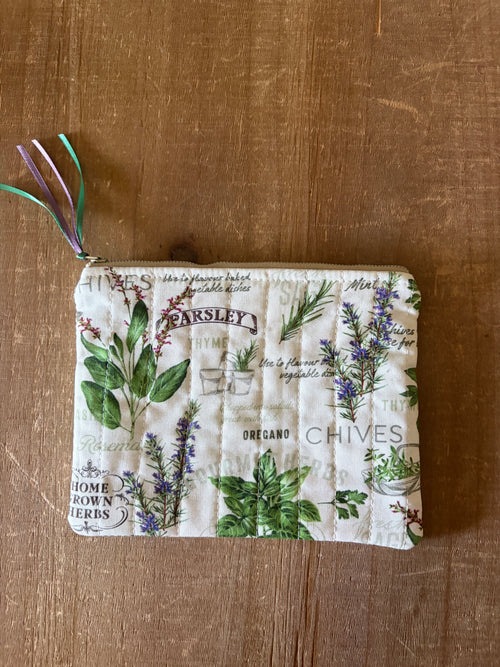 Amber: Cosmetic Bag