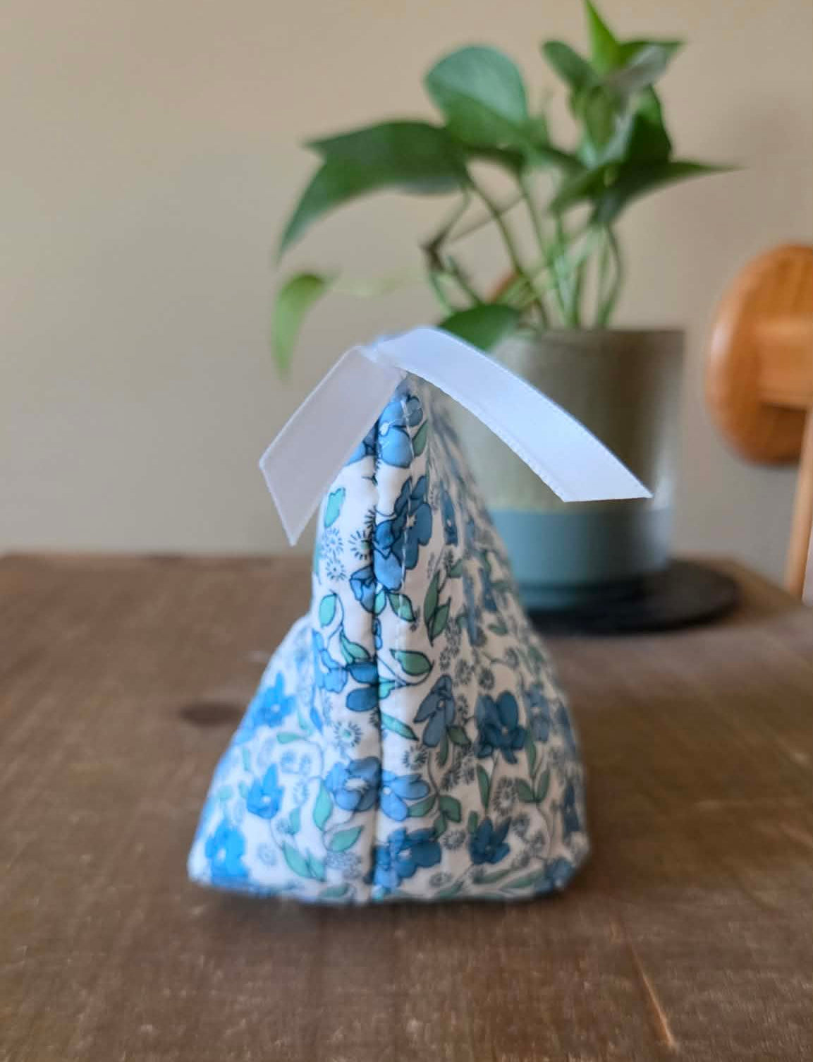 Sophia: Cosmetic Bag