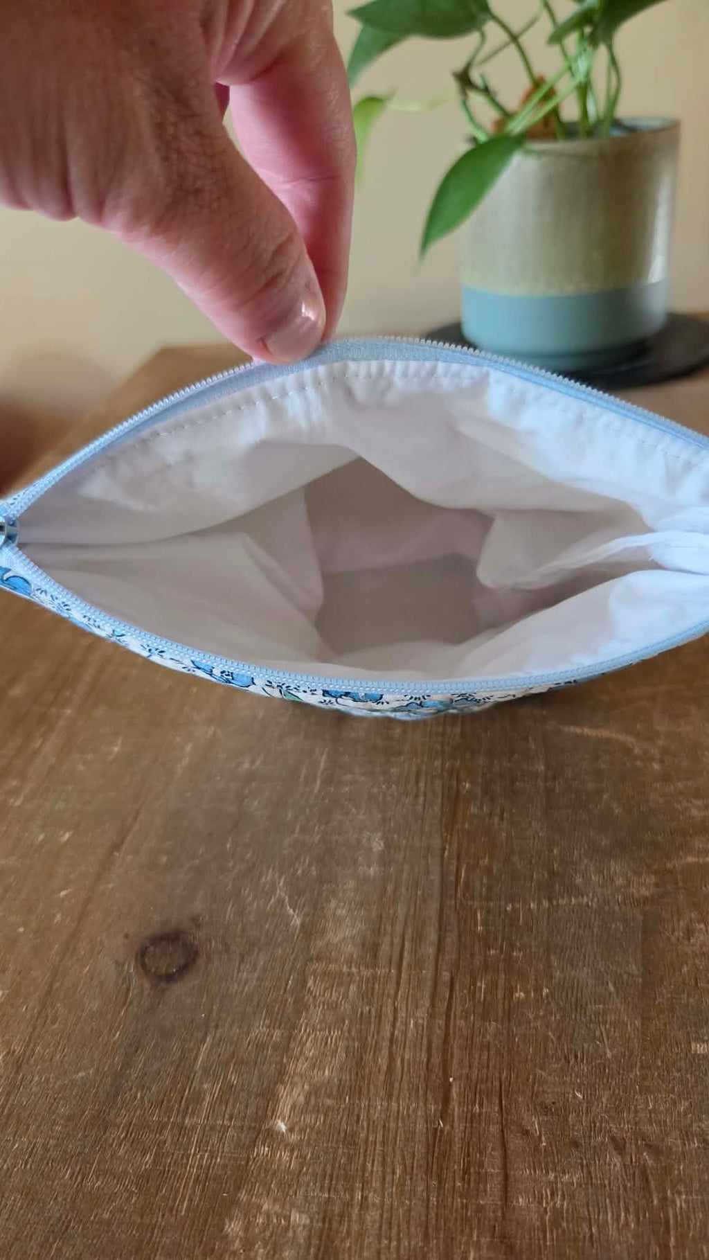 Sophia: Cosmetic Bag
